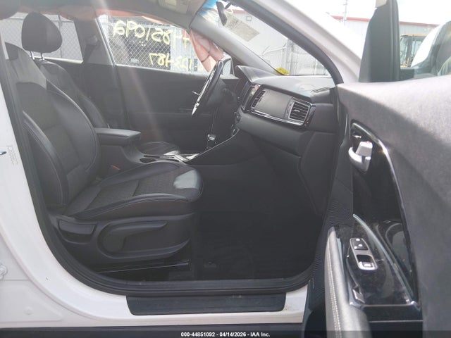 Продажа на аукционе авто 2017 Kia Niro Ex, vin: KNDCC3LC0H5069619, номер лота: 44851092