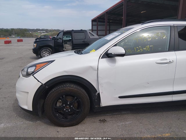 Продажа на аукционе авто 2017 Kia Niro Ex, vin: KNDCC3LC0H5069619, номер лота: 44851092