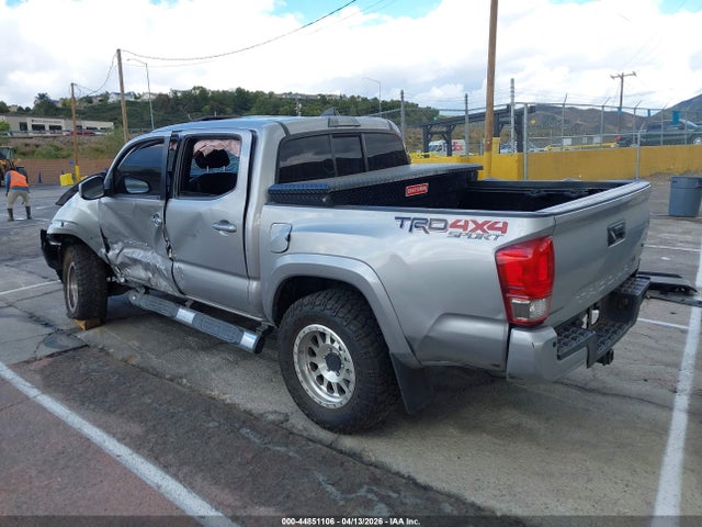 5TFCZ5AN2GX007558 Toyota Tacoma