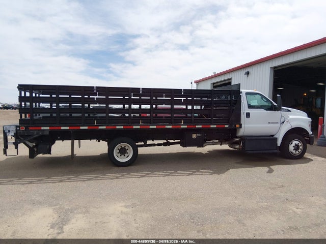 Ford F-650 Diesel Kick-up Frame 2018 1FDNF6EC1JDF00216 Image 16
