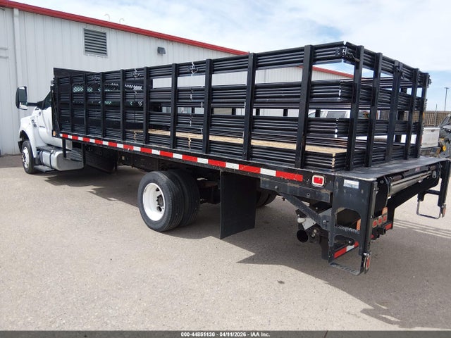Ford F-650 Diesel Kick-up Frame 2018 1FDNF6EC1JDF00216 Image 3