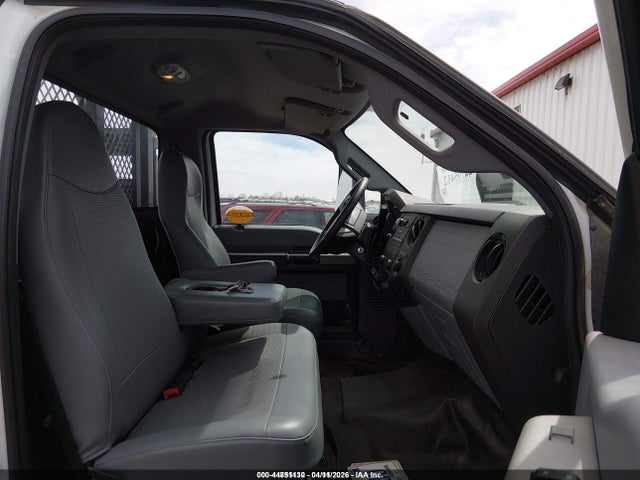 Ford F-650 Diesel Kick-up Frame 2018 1FDNF6EC1JDF00216 Image 5