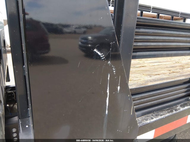 Ford F-650 Diesel Kick-up Frame 2018 1FDNF6EC1JDF00216 Image 14
