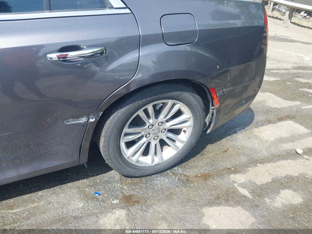 2016 Chrysler 300c მანქანა იყიდება აუქციონზე, vin: 2C3CCAEG6GH294689, აუქციონის ნომერი: 44851173
