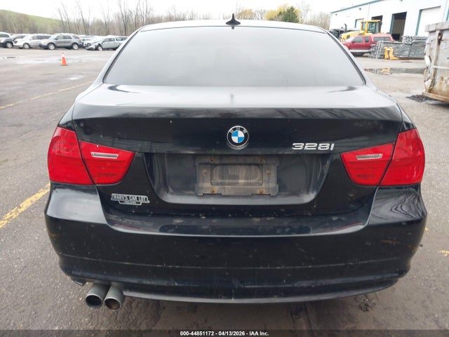 44851172 :رقم المزاد ، wbapk5c53bf124628 vin ، 2011 Bmw 328i Xdrive مزاد بيع