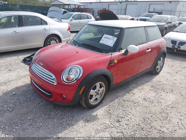Продажа на аукционе авто 2011 Mini Cooper, vin: WMWSU3C51BT099383, номер лота: 44851177