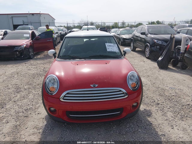 Продажа на аукционе авто 2011 Mini Cooper, vin: WMWSU3C51BT099383, номер лота: 44851177