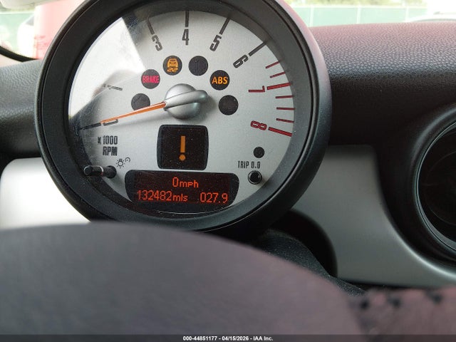 Продажа на аукционе авто 2011 Mini Cooper, vin: WMWSU3C51BT099383, номер лота: 44851177