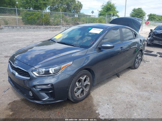 2020 Kia Forte Lxs მანქანა იყიდება აუქციონზე, vin: 3KPF24AD7LE225315, აუქციონის ნომერი: 44851180