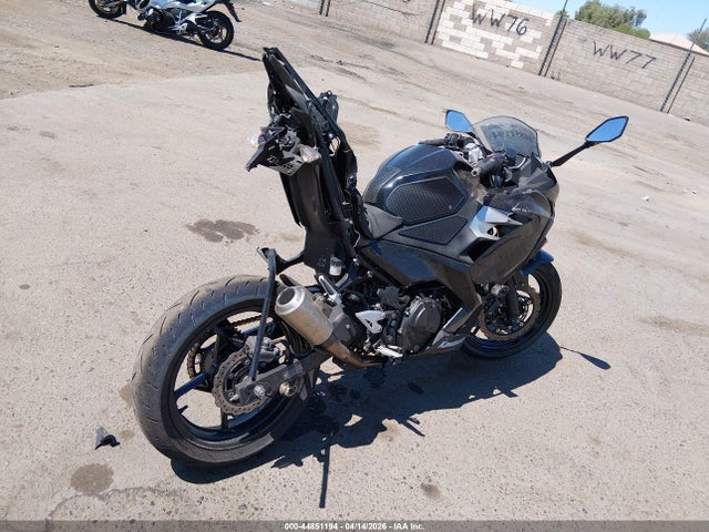JKAEXKH11JDA14264 Kawasaki EX400