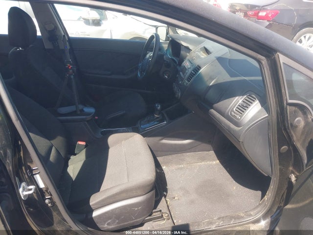 2017 Kia Forte Lx მანქანა იყიდება აუქციონზე, vin: 3KPFK4A79HE140512, აუქციონის ნომერი: 44851200