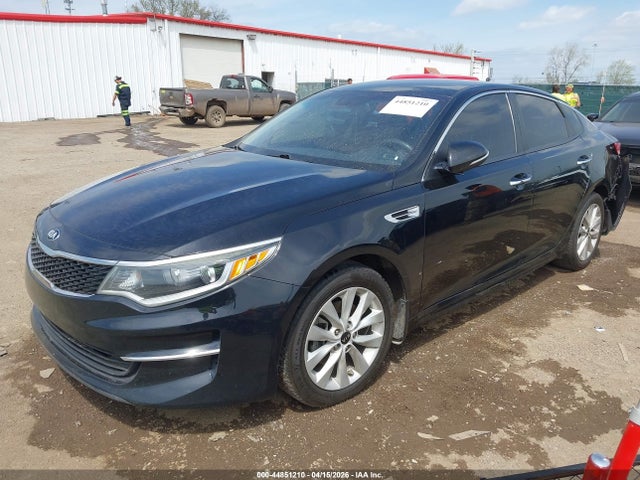 2018 Kia Optima Lx მანქანა იყიდება აუქციონზე, vin: 5XXGT4L3XJG263860, აუქციონის ნომერი: 44851210
