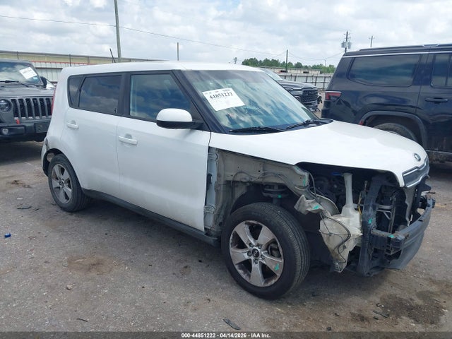 44851222 :رقم المزاد ، KNDJN2A2XH7437380 vin ، 2017 Kia Soul مزاد بيع