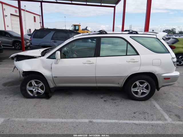 44851230 :رقم المزاد ، JTJGF10U330152152 vin ، 2003 Lexus Rx 300 مزاد بيع