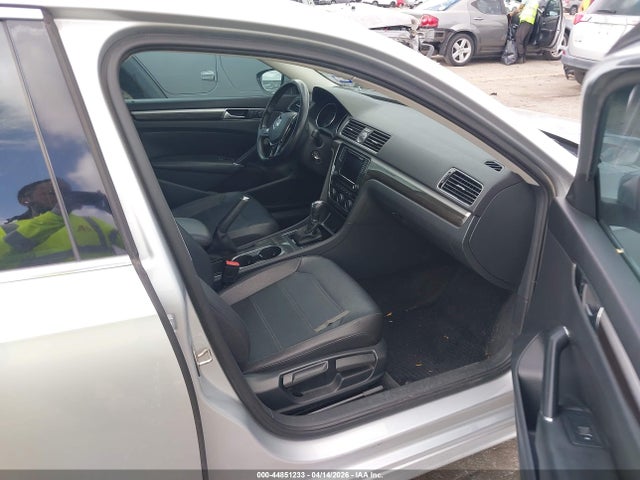 Aukcja sprzedaży 2016 Volkswagen Passat 1.8t Se, vin: 1VWBT7A34GC027564, numer aukcji: 44851233