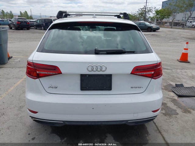 WAUUPBFF5HA087370 Audi A3 E-tron 1.4t Premium
