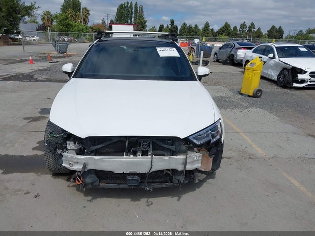 WAUUPBFF5HA087370 Audi A3 E-tron 1.4t Premium