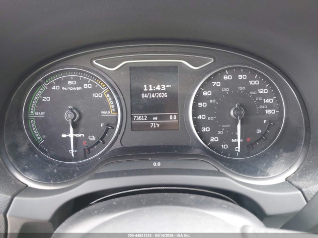 WAUUPBFF5HA087370 Audi A3 E-tron 1.4t Premium