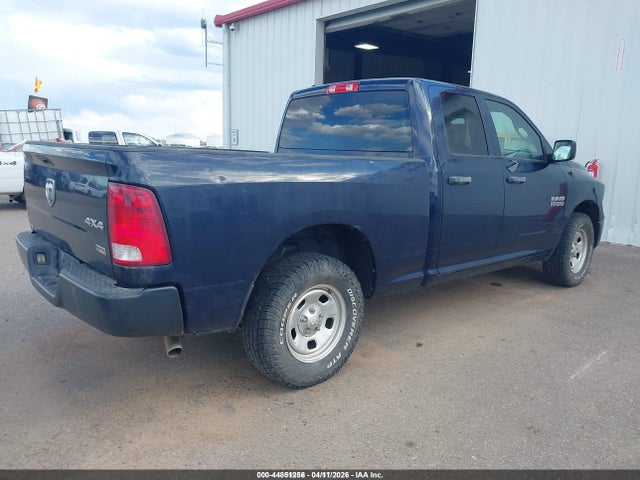 2015 RAM 1500 1C6RR7FG8FS789769 Photo 3