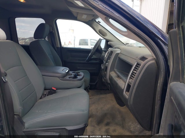 2015 RAM 1500 1C6RR7FG8FS789769 Photo 4