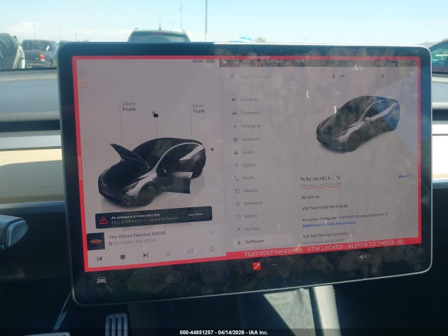 2022 Tesla Model Y Performance Dual Motor All-wheel Drive მანქანა იყიდება აუქციონზე, vin: 7SAYGDEF1NF411048, აუქციონის ნომერი: 44851257