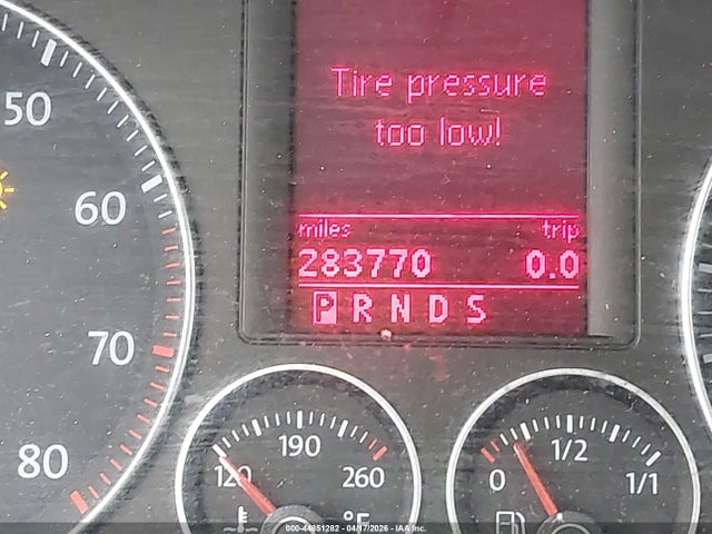 2008 Volkswagen Jetta Se/sel მანქანა იყიდება აუქციონზე, vin: 3VWRM71KX8M187645, აუქციონის ნომერი: 44851282