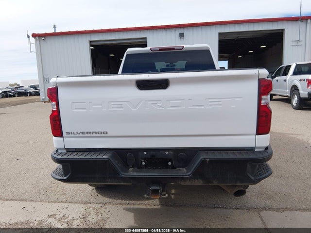 1GC4YLE70NF234130 Chevrolet Silverado 2500hd 4wd Standard Bed Wt