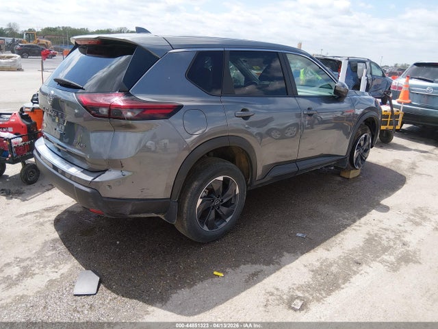 44851323 :رقم المزاد ، 5N1BT3BB6RC717526 vin ، 2024 Nissan Rogue Sv Intelligent Awd مزاد بيع
