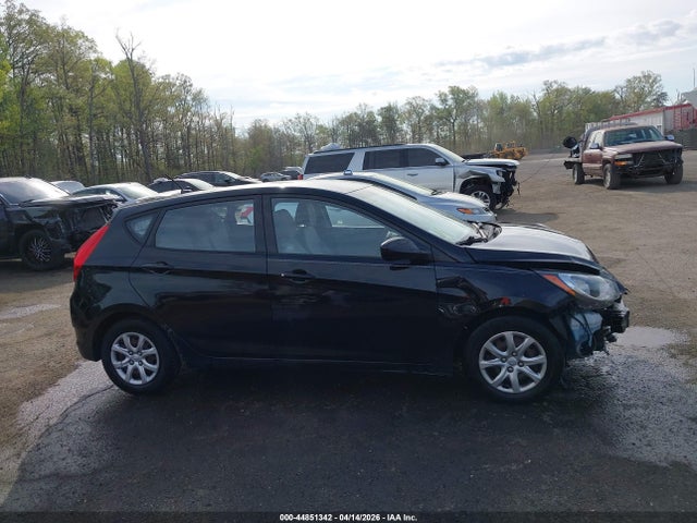 Продаж на аукціоні авто 2013 Hyundai Accent Gs, vin: KMHCT5AE7DU071833, номер лоту: 44851342