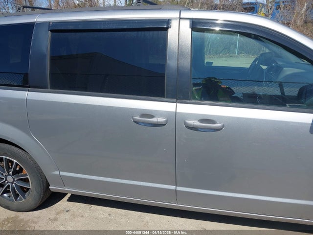 2018 Dodge Grand Caravan Gt მანქანა იყიდება აუქციონზე, vin: 2C4RDGEG8JR222271, აუქციონის ნომერი: 44851344