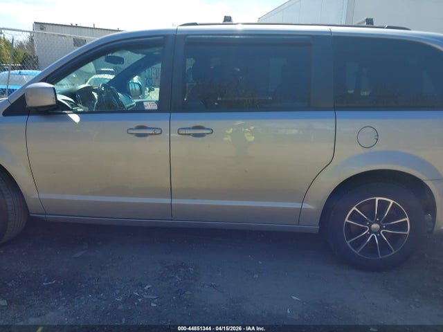 2018 Dodge Grand Caravan Gt მანქანა იყიდება აუქციონზე, vin: 2C4RDGEG8JR222271, აუქციონის ნომერი: 44851344