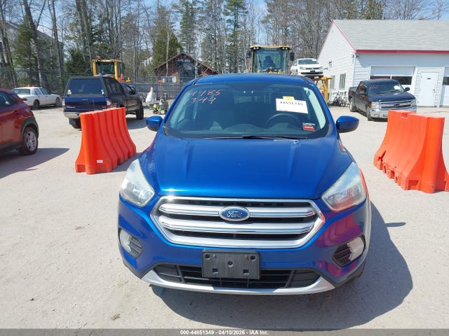 Продажа на аукционе авто 2017 Ford Escape Se, vin: 1FMCU9GD0HUA87137, номер лота: 44851349