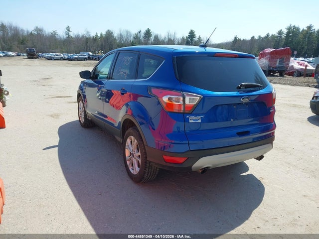 Продажа на аукционе авто 2017 Ford Escape Se, vin: 1FMCU9GD0HUA87137, номер лота: 44851349