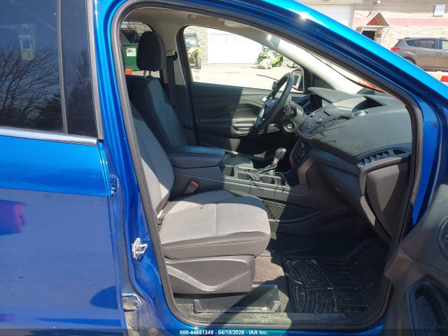 Продажа на аукционе авто 2017 Ford Escape Se, vin: 1FMCU9GD0HUA87137, номер лота: 44851349