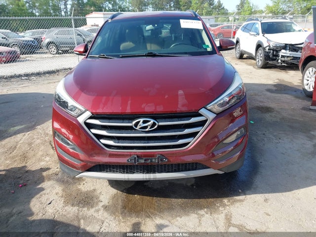 KM8J33A26HU355073 Hyundai Tucson Sport