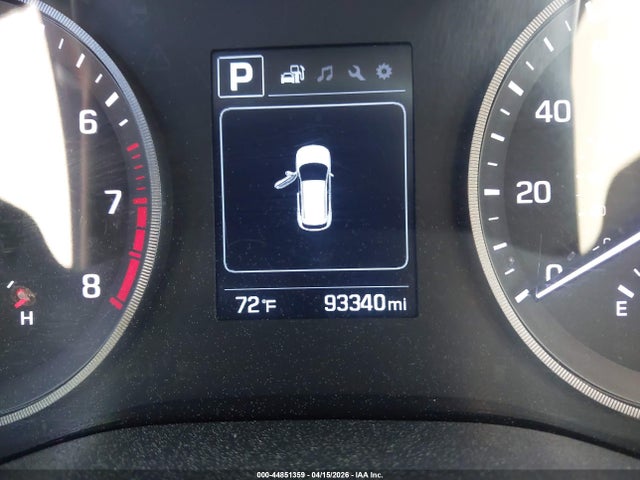 KM8J33A26HU355073 Hyundai Tucson Sport