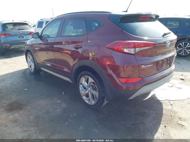 KM8J33A26HU355073 Hyundai Tucson Sport