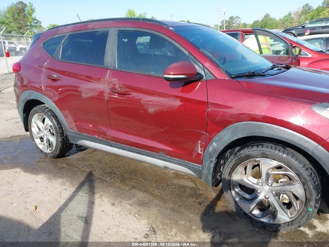 KM8J33A26HU355073 Hyundai Tucson Sport