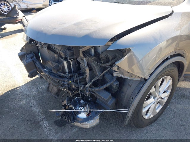 JN8AT2MT8GW004224 Nissan ROGUE SV