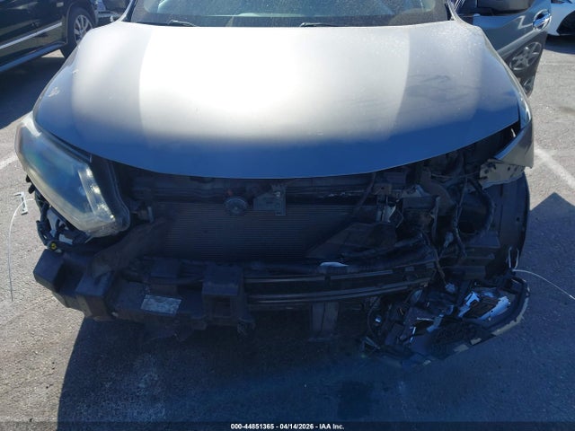 JN8AT2MT8GW004224 Nissan ROGUE SV