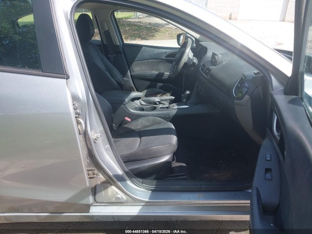 Продажа на аукционе авто 2014 Mazda Mazda3 I Sport, vin: JM1BM1U71E1186546, номер лота: 44851366