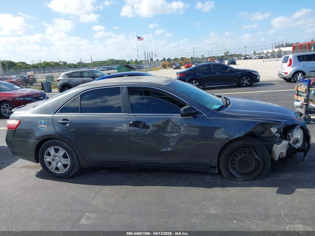 44851368 :رقم المزاد ، 4T1BE46K17U155780 vin ، 2007 Toyota Camry Le مزاد بيع