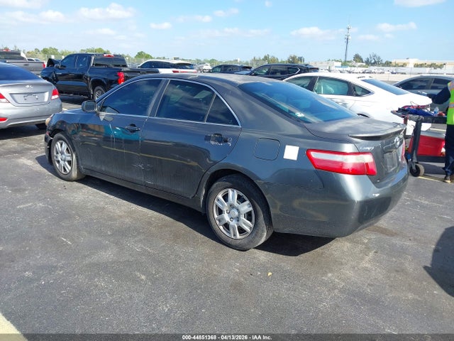 44851368 :رقم المزاد ، 4T1BE46K17U155780 vin ، 2007 Toyota Camry Le مزاد بيع