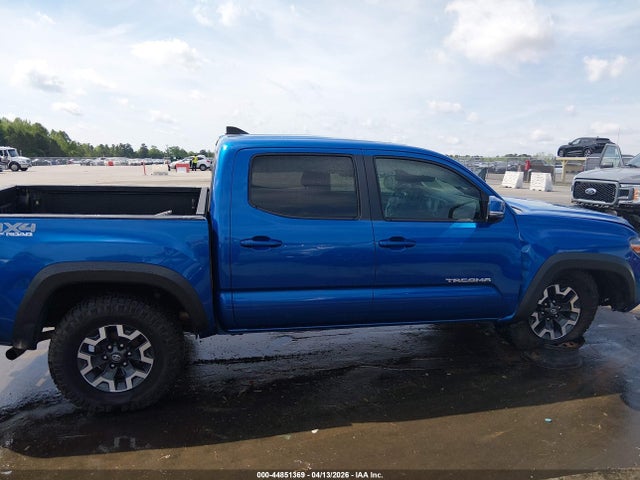 2017 Toyota Tacoma Trd Off Road მანქანა იყიდება აუქციონზე, vin: 5TFCZ5AN7HX099008, აუქციონის ნომერი: 44851369