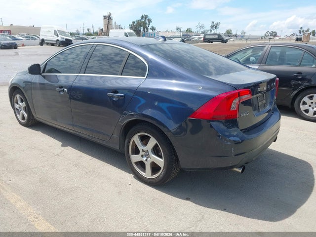 2012 VOLVO S60 YV1622FS1C2089587 Photo 2