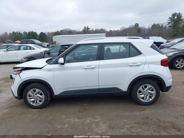 2020 Hyundai Venue Sel მანქანა იყიდება აუქციონზე, vin: KMHRC8A32LU038585, აუქციონის ნომერი: 44851414