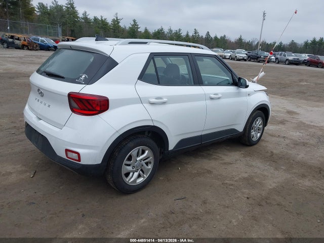 2020 Hyundai Venue Sel მანქანა იყიდება აუქციონზე, vin: KMHRC8A32LU038585, აუქციონის ნომერი: 44851414