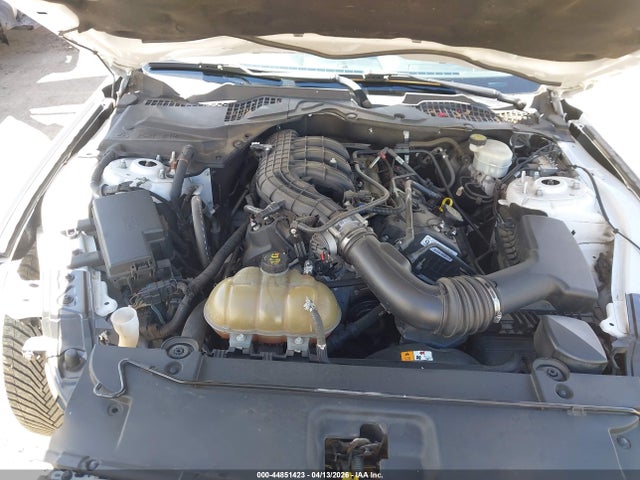 1FA6P8AM5G5307558 Ford Mustang V6