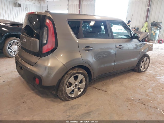2017 Kia Soul მანქანა იყიდება აუქციონზე, vin: KNDJN2A2XH7421759, აუქციონის ნომერი: 44851430