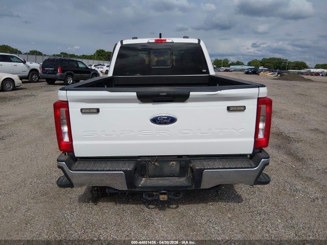 1FT7W2BN4PEC32194 Ford F-250 Xlt